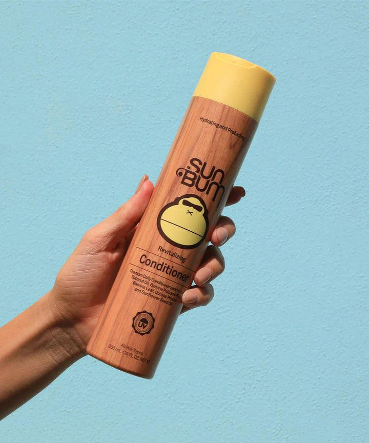 SUN BUM - ACONDICIONADOR REVITALIZANTE - 300ml